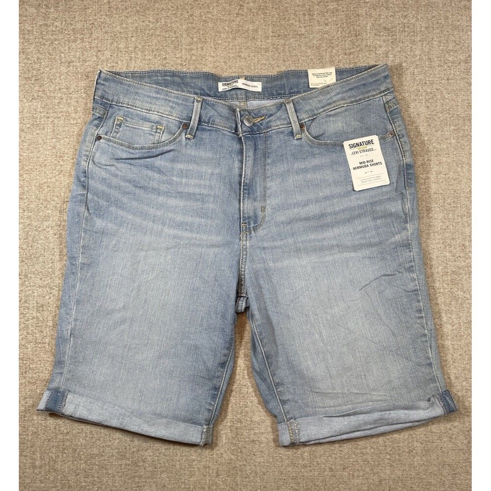 Levi Strauss Signature Mid Rise Bermuda Shorts NWT Blue Denim Size 14/W32